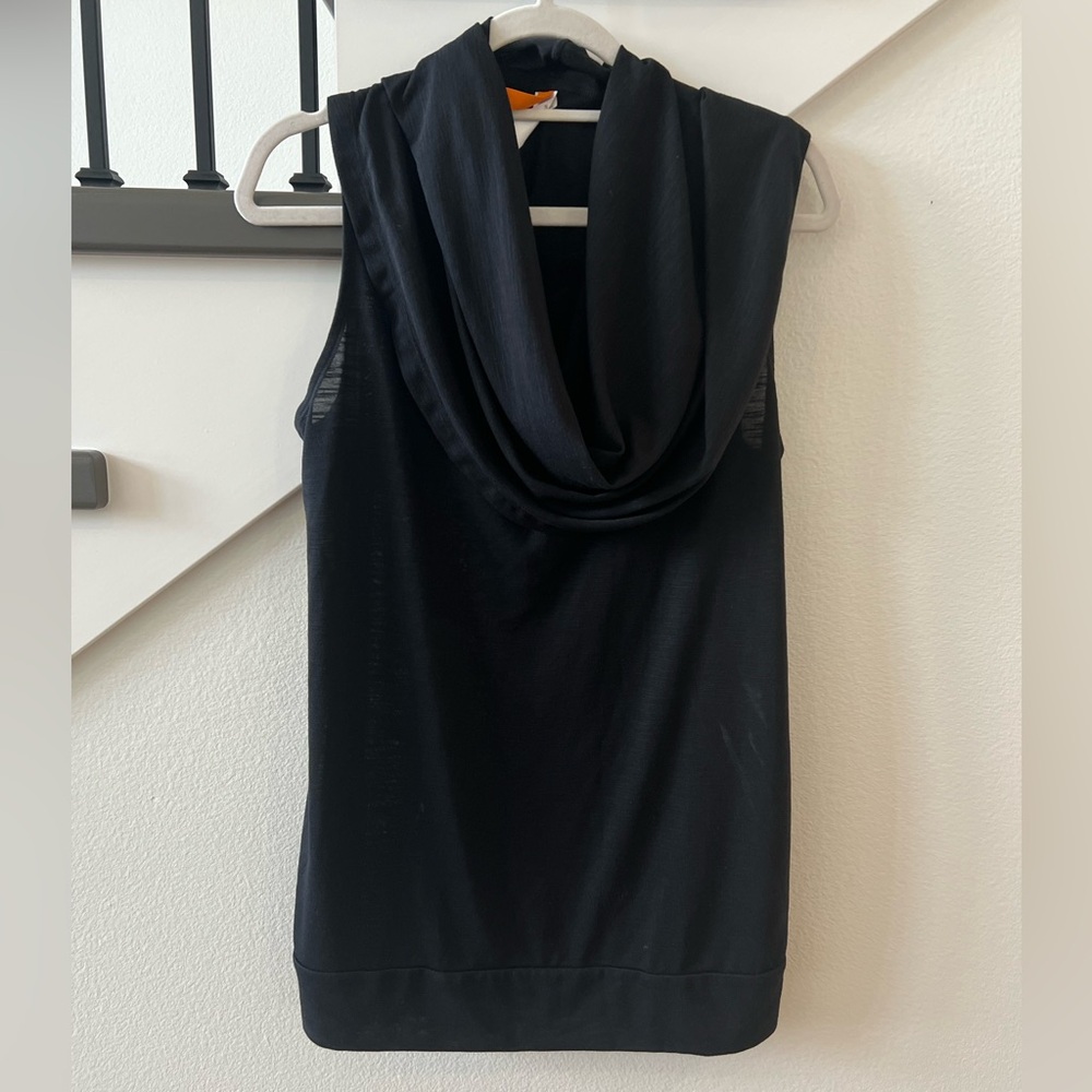Lucy sleeveless top